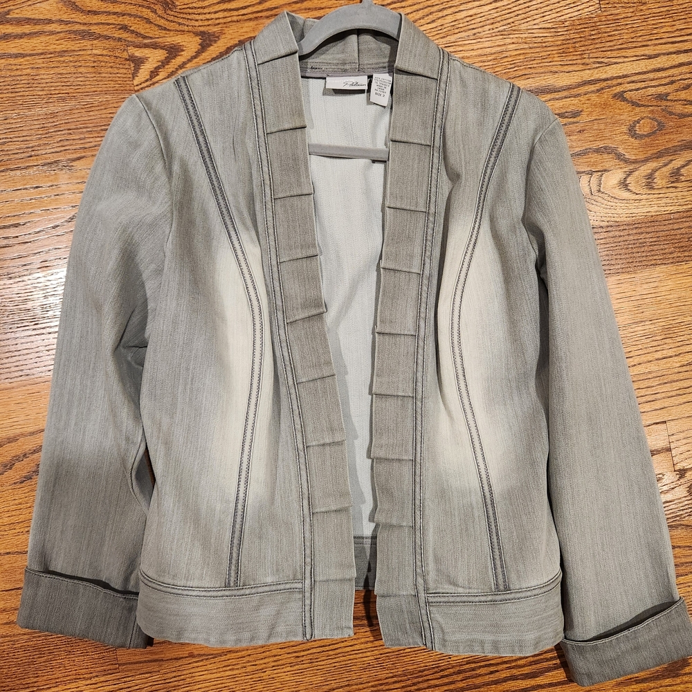 Chico's platnium open front tiered denim jacket size 2 (large)